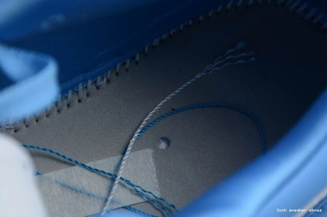 Rep LUCY Air AO9944-441 Low Jordan UNC 1 (W) 0702